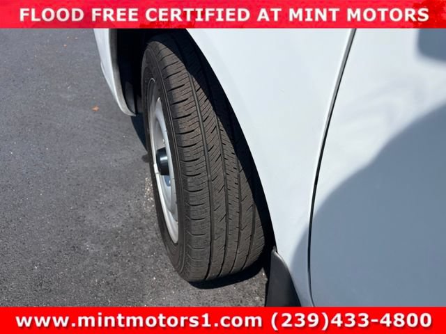 Used 2020 Nissan NV200 S FWD image 26