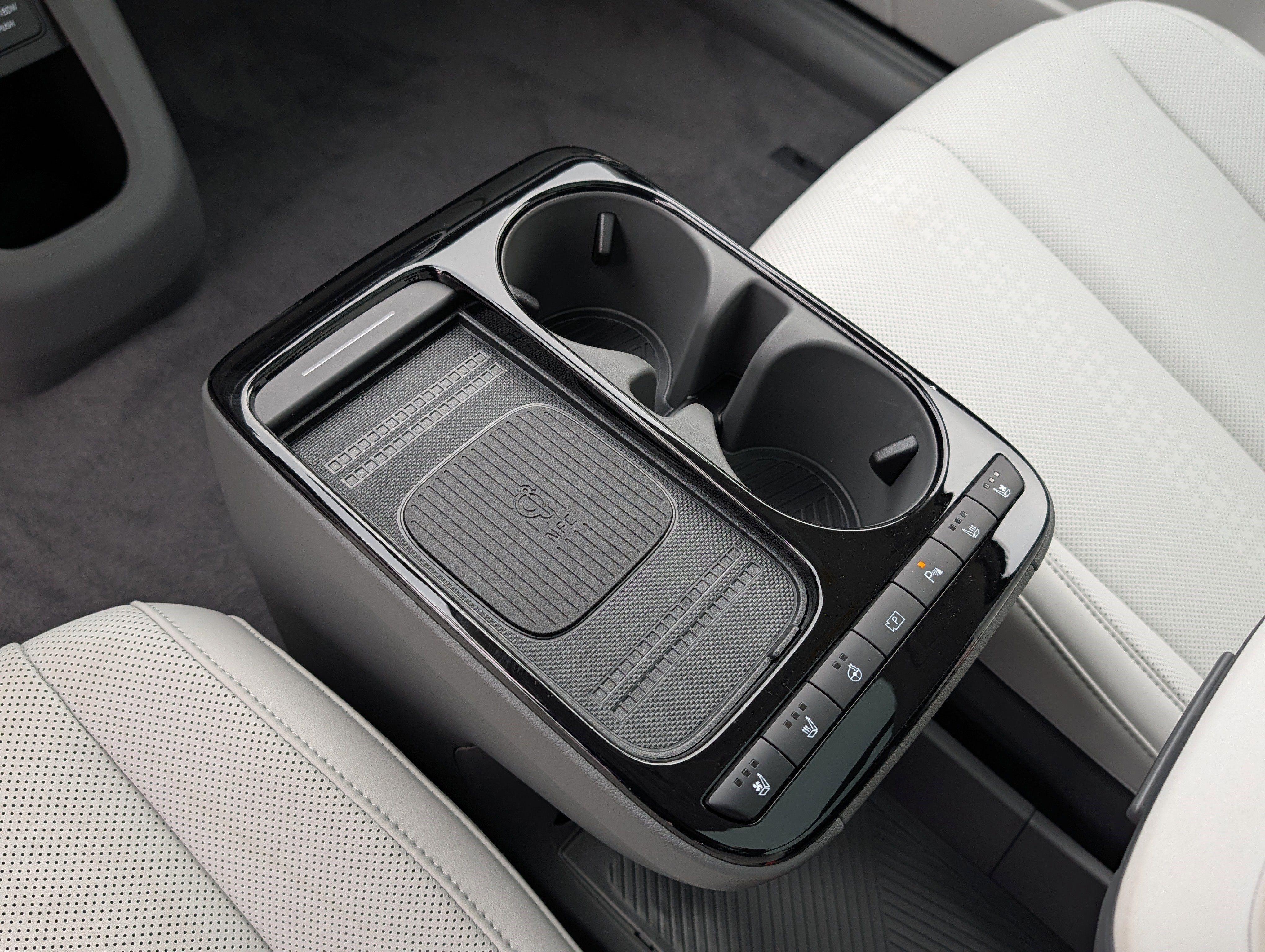 New 2026 Hyundai Ioniq 5 Limited image 14