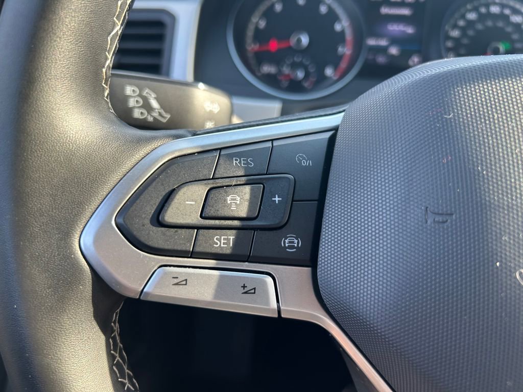 Used 2021 Volkswagen Atlas SE w/ Panoramic Sunroof Package AWD/4WD image 18