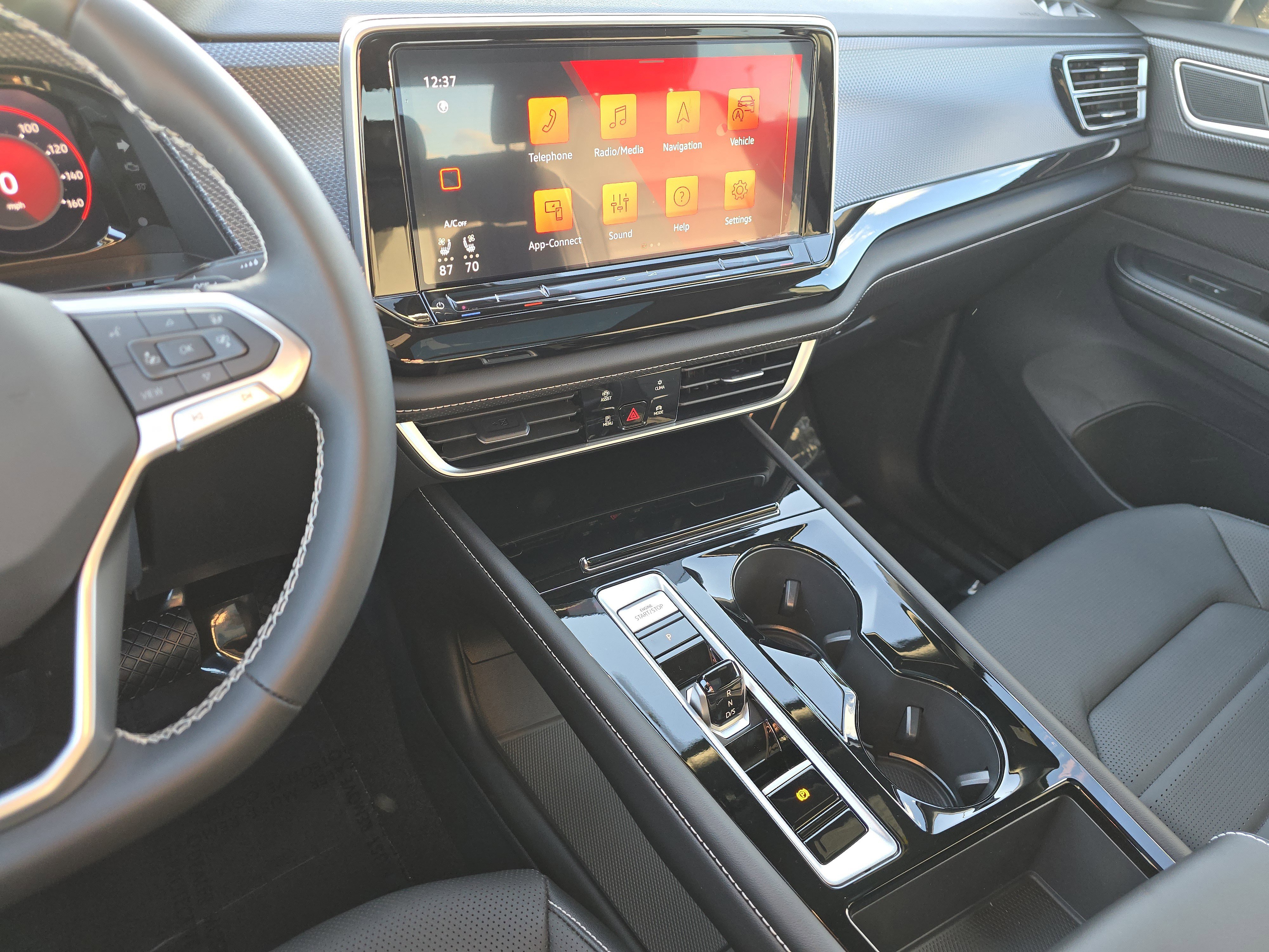 New 2026 Volkswagen Atlas Cross Sport SEL image 24