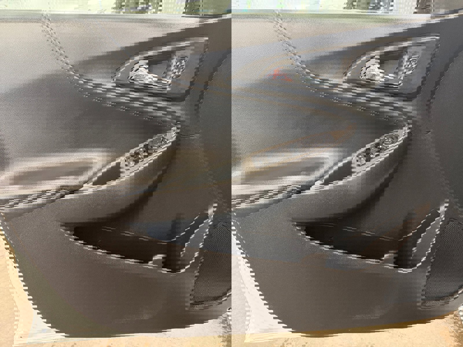 Used 2022 Chevrolet Malibu LT w/ Leather Package image 21