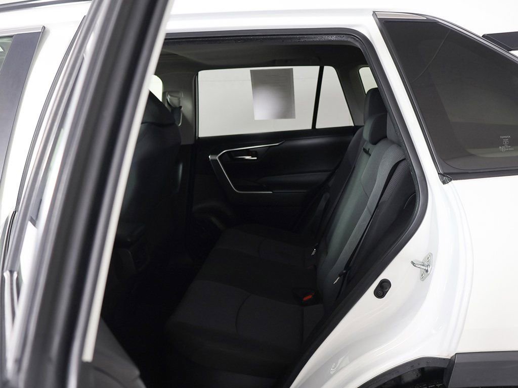 Used 2020 Toyota RAV4 XLE w/ Convenience Package AWD/4WD image 29