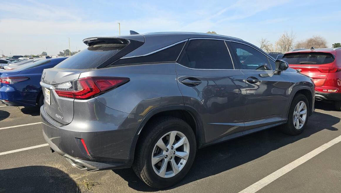 Used 2017 Lexus RX 350 FWD image 3