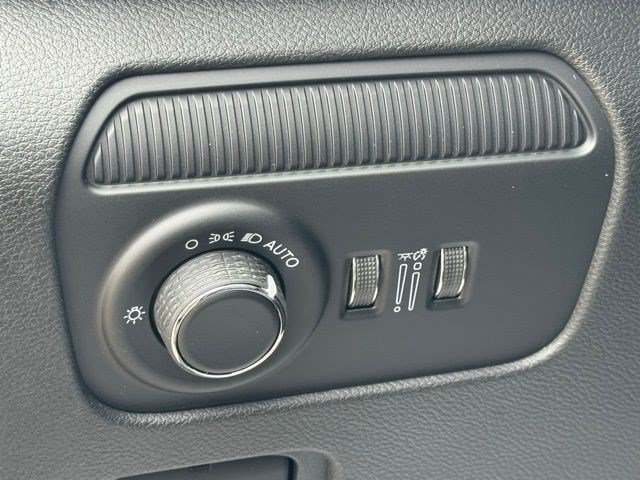 New 2026 Jeep Grand Wagoneer Limited AWD/4WD image 15