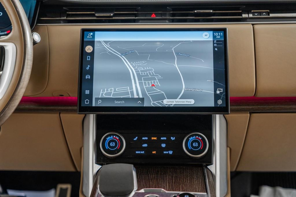 Used 2023 Land Rover Range Rover Long Wheelbase Autobiography image 23