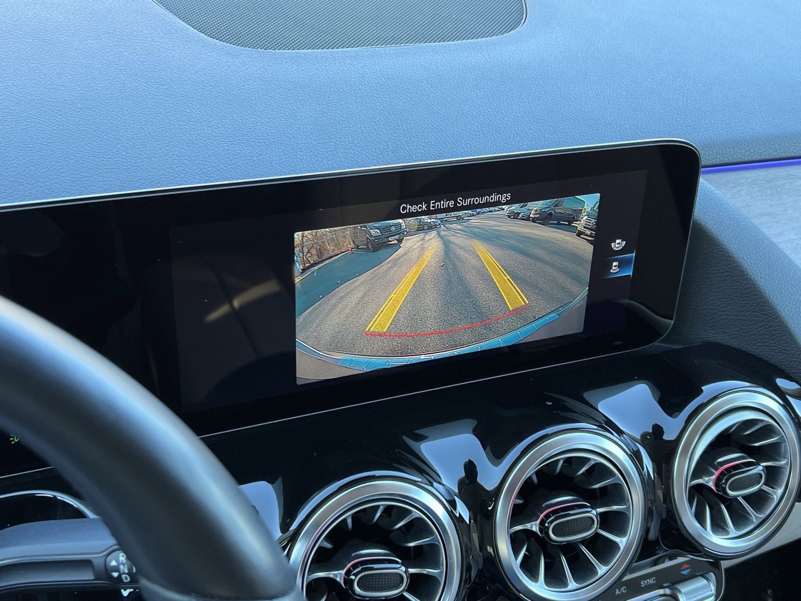 Certified 2023 Mercedes-Benz GLA 250 4MATIC image 17