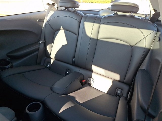 Used 2020 MINI Cooper 2-Door Hardtop image 10