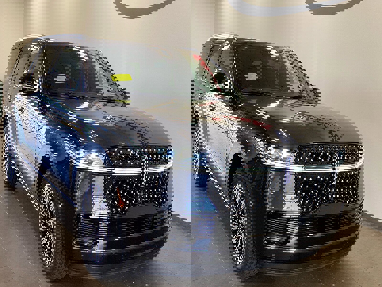 New 2025 Lincoln Navigator Black Label image 2