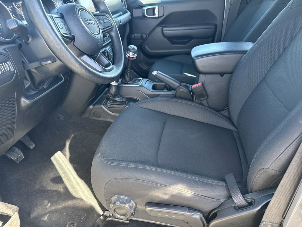 Used 2022 Jeep Gladiator Sport w/ Trailer Tow Package image 9