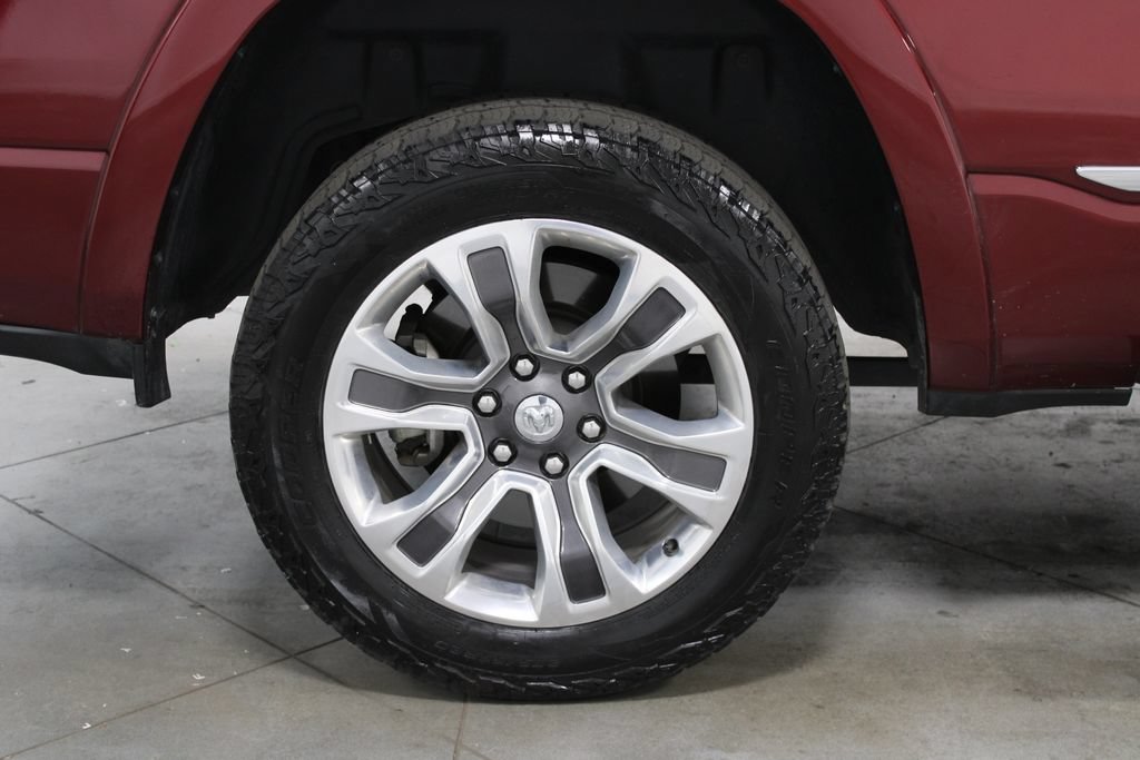 Used 2023 RAM 1500 Limited AWD/4WD image 17