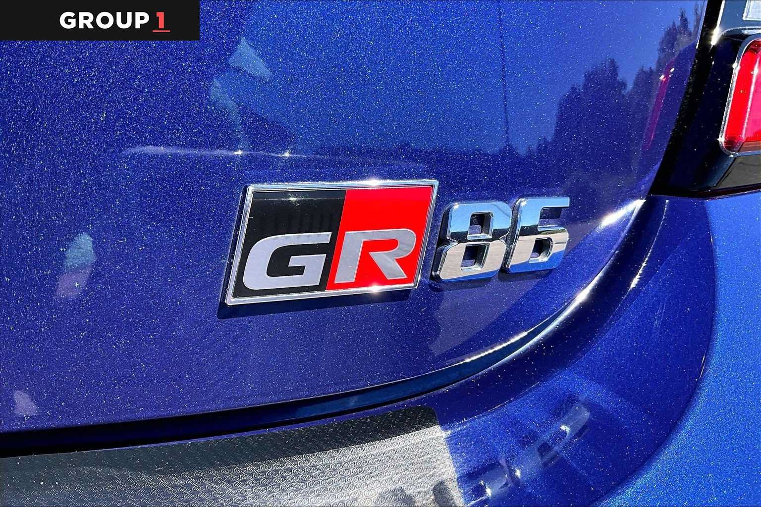 Certified 2022 Toyota GR86 w/ ALL Weather Mat Package (TMS) RWD image 32