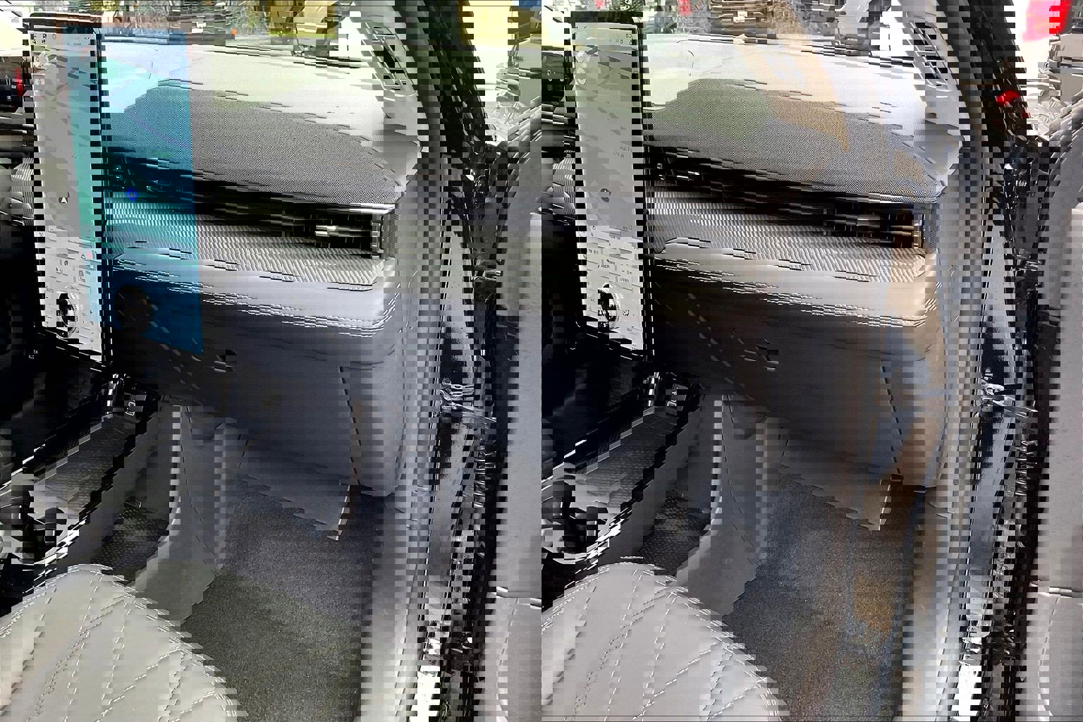 Used 2025 Ford Mustang Mach-E Select w/ Comfort Package Lite image 16