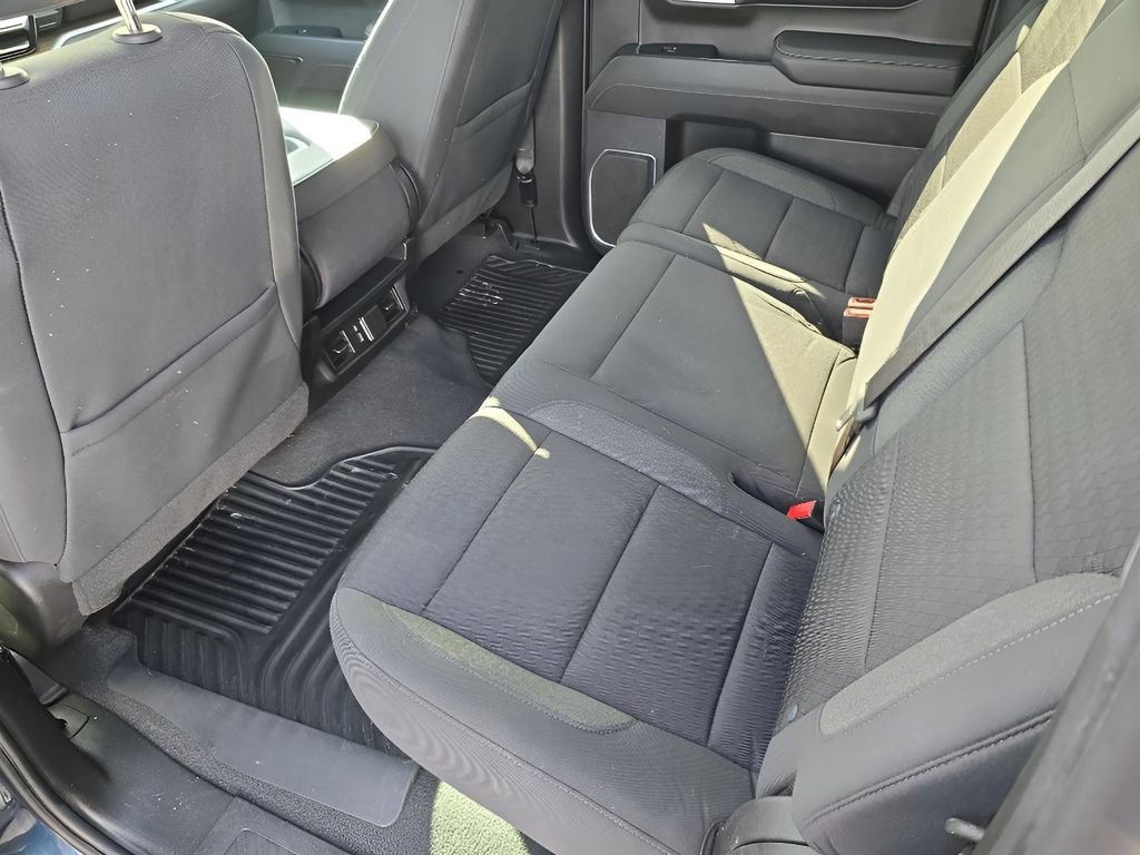 Used 2022 Chevrolet Silverado 1500 LT AWD/4WD image 26