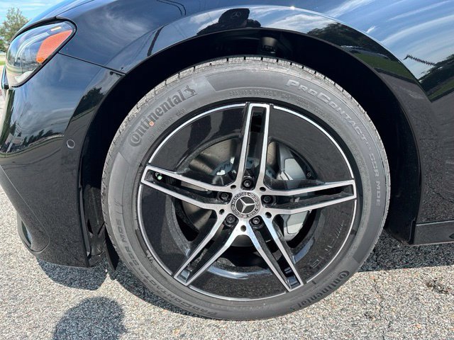 New 2027 Mercedes-Benz E 350 4MATIC Sedan image 9