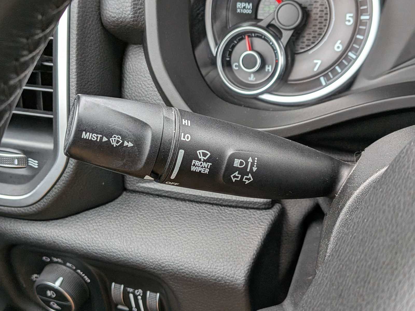Used 2019 RAM 1500 Big Horn AWD/4WD image 25