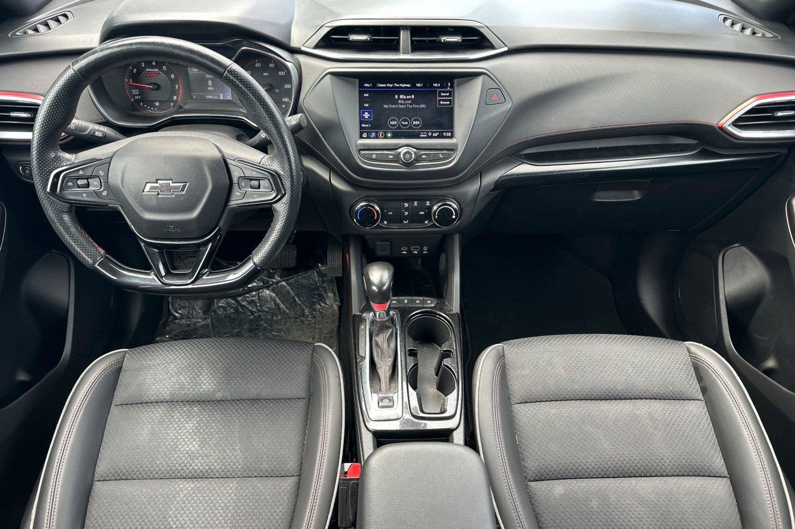 Used 2022 Chevrolet TrailBlazer RS FWD image 13