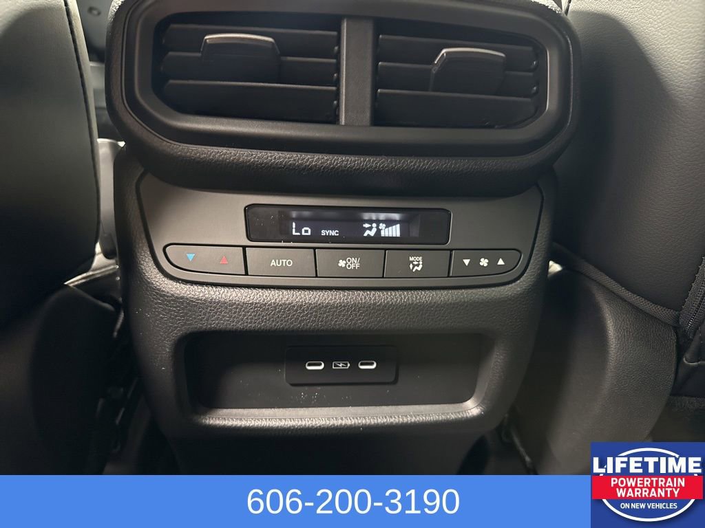 New 2025 Honda Pilot Touring image 19