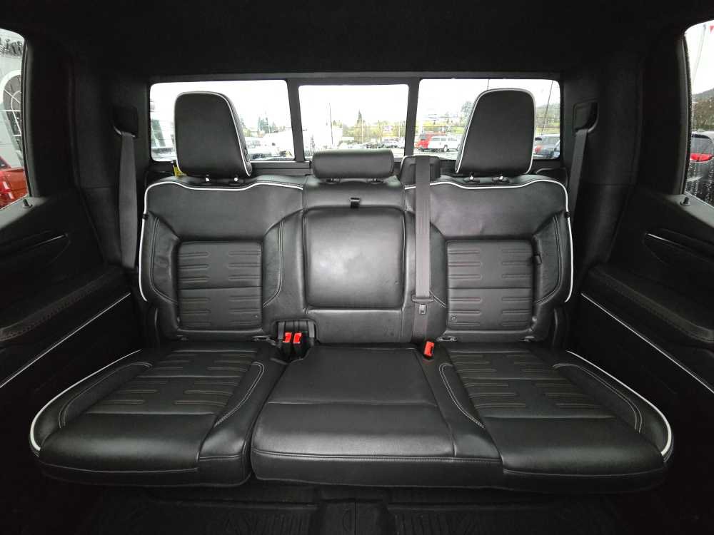 Used 2024 GMC Sierra 1500 AT4X w/ AT4X AEV Edition image 17