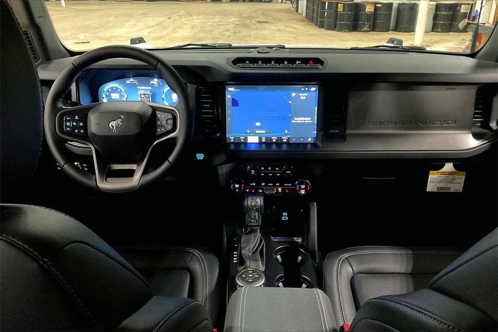 New 2025 Ford Bronco Badlands image 5