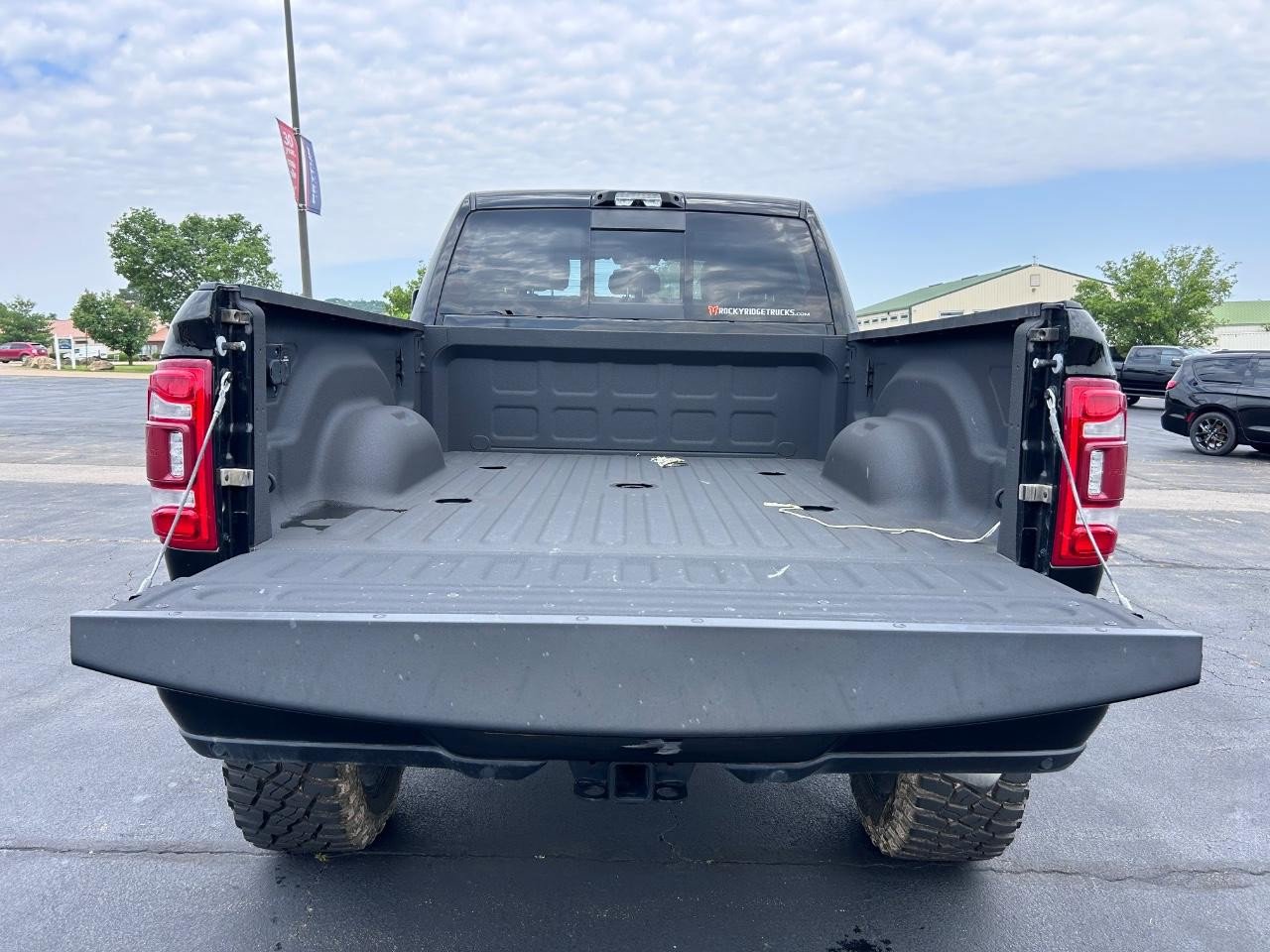 Used 2024 RAM 2500 Laramie w/ Sport Appearance Package image 9