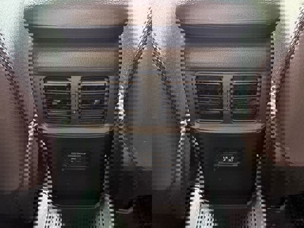 Used 2023 Toyota RAV4 XLE image 14