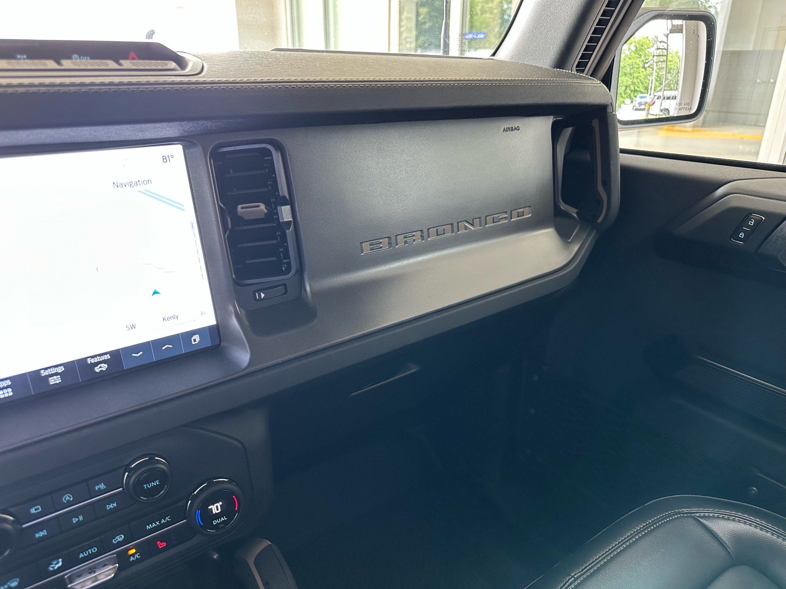 Certified 2025 Ford Bronco Badlands AWD/4WD image 34