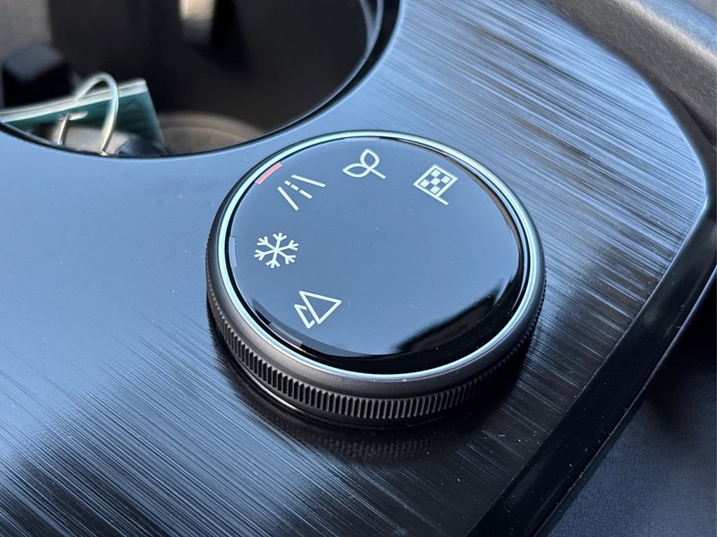 Certified 2023 Nissan Rogue SV image 31