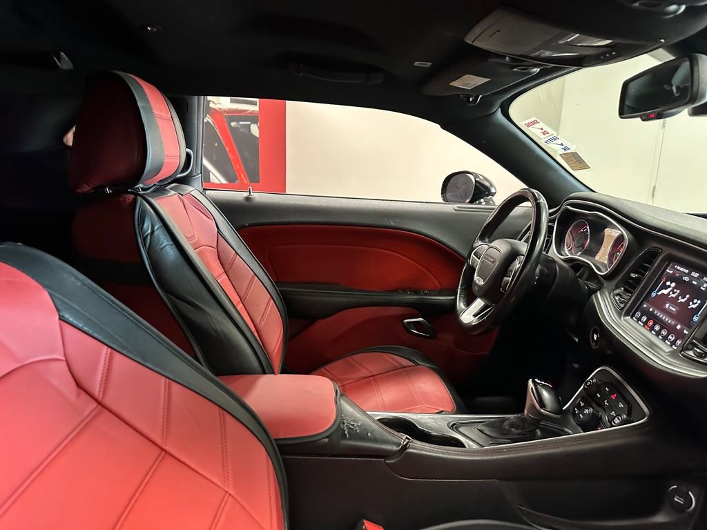 Used 2018 Dodge Challenger SXT Plus image 29