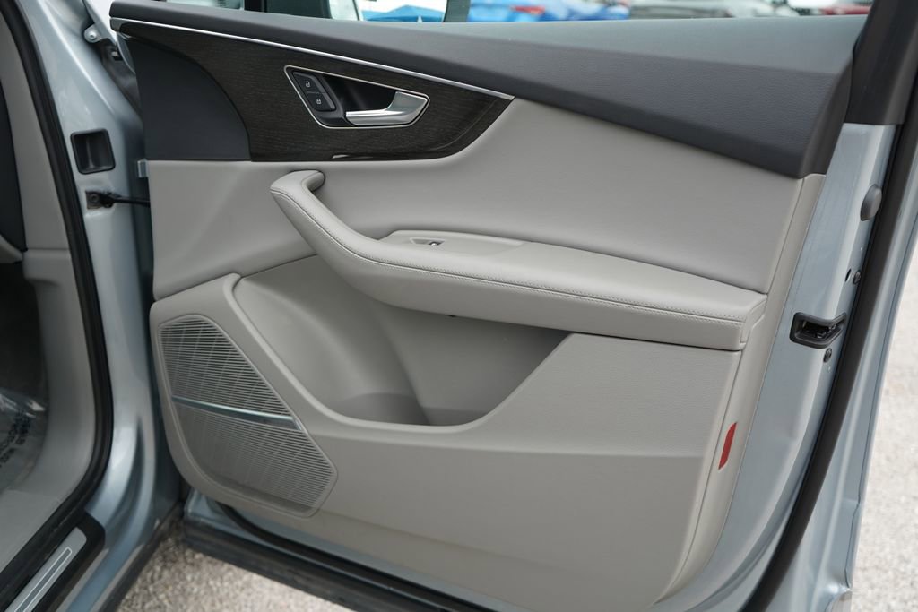 Used 2024 Audi Q7 2.0T Premium Plus image 17