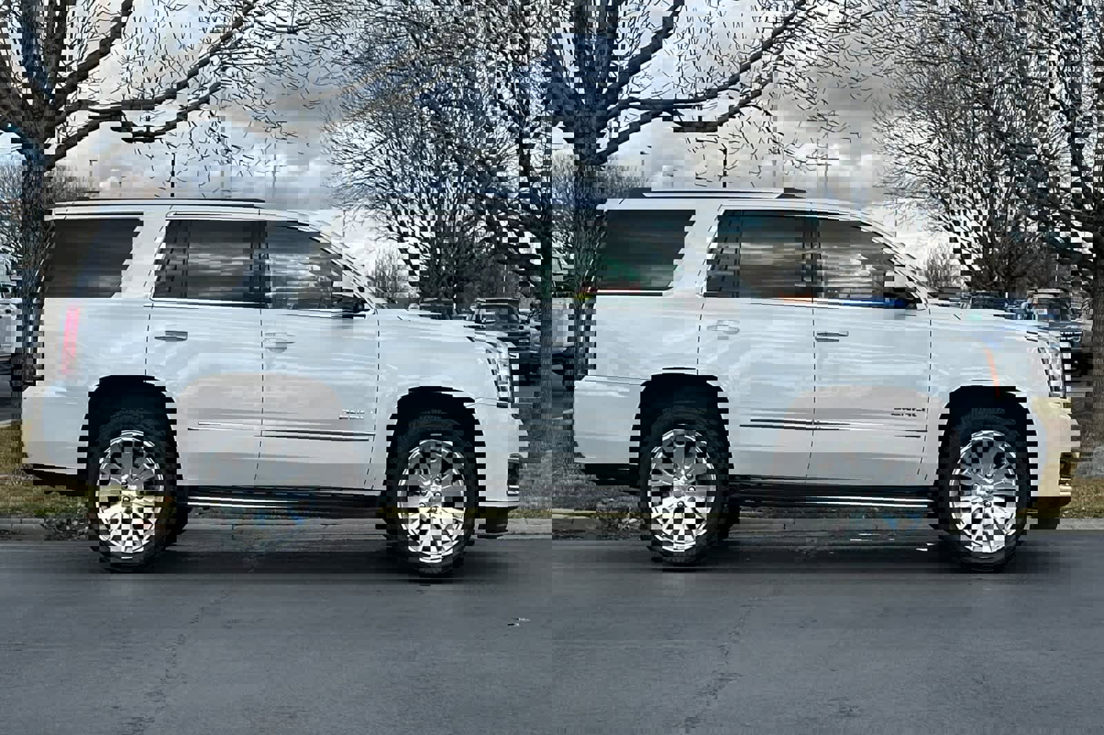 Used 2020 GMC Yukon Denali w/ Open Road Package image 8