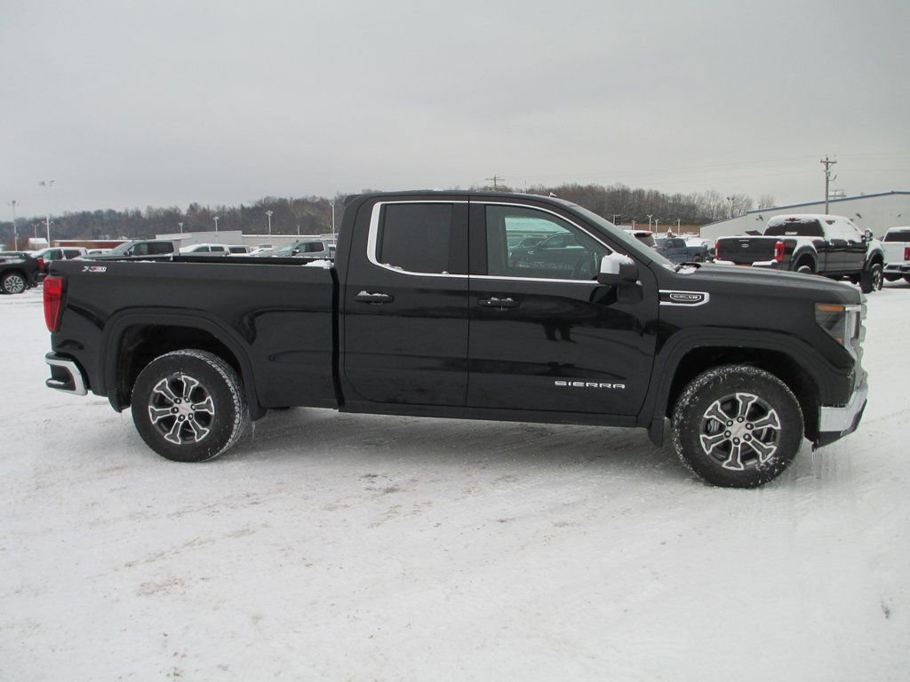 New 2026 GMC Sierra 1500 SLE AWD/4WD image 3