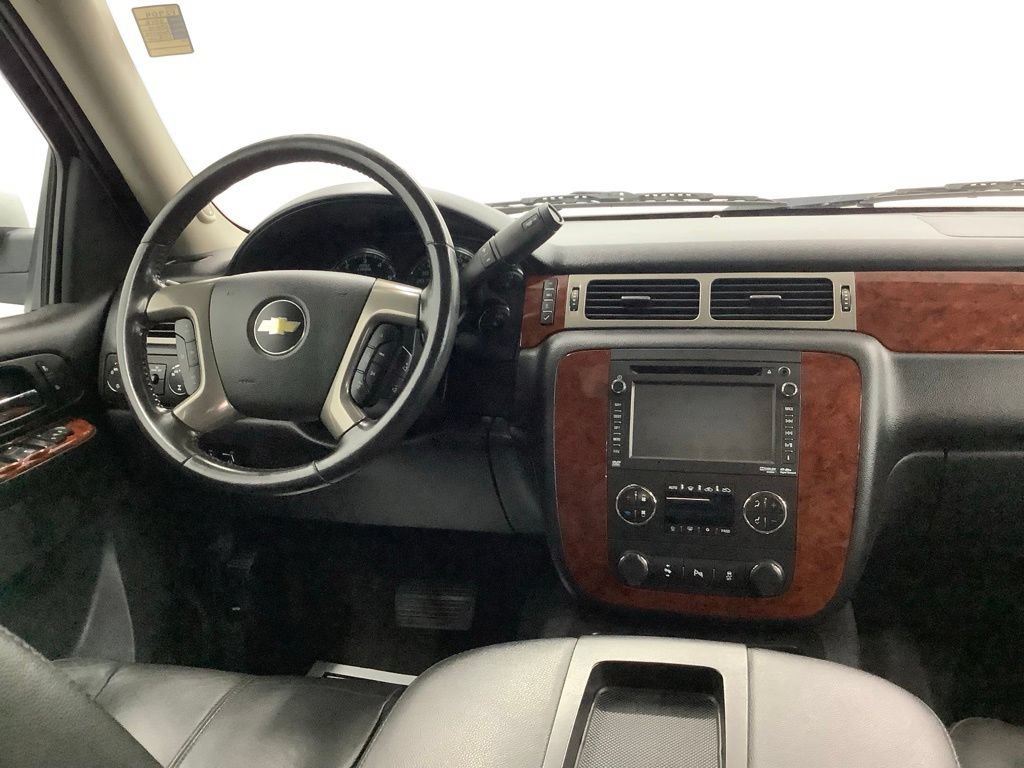 Used 2012 Chevrolet Avalanche LT AWD/4WD image 40