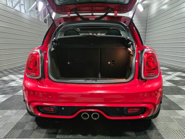 Used 2019 MINI Cooper S w/ Signature Upholstery Package FWD image 31