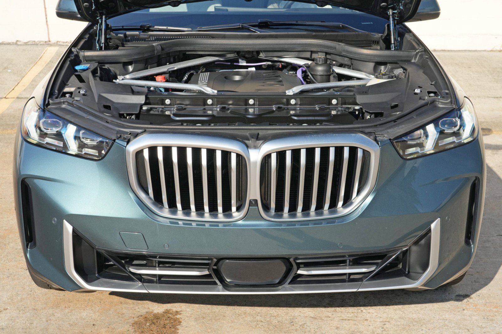 Used 2025 BMW X5 sDrive40i w/ Climate Comfort Package RWD image 8