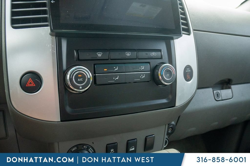 Used 2012 Nissan Frontier SV w/ SV Premium Utility Pkg AWD/4WD image 8