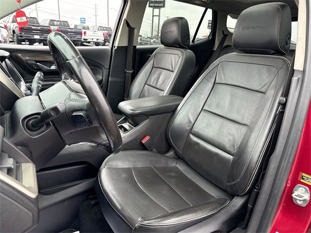 Used 2018 GMC Terrain Denali w/ Advanced Safety Package image 11