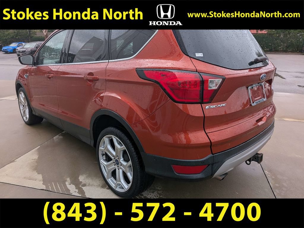 Used 2019 Ford Escape Titanium FWD image 4
