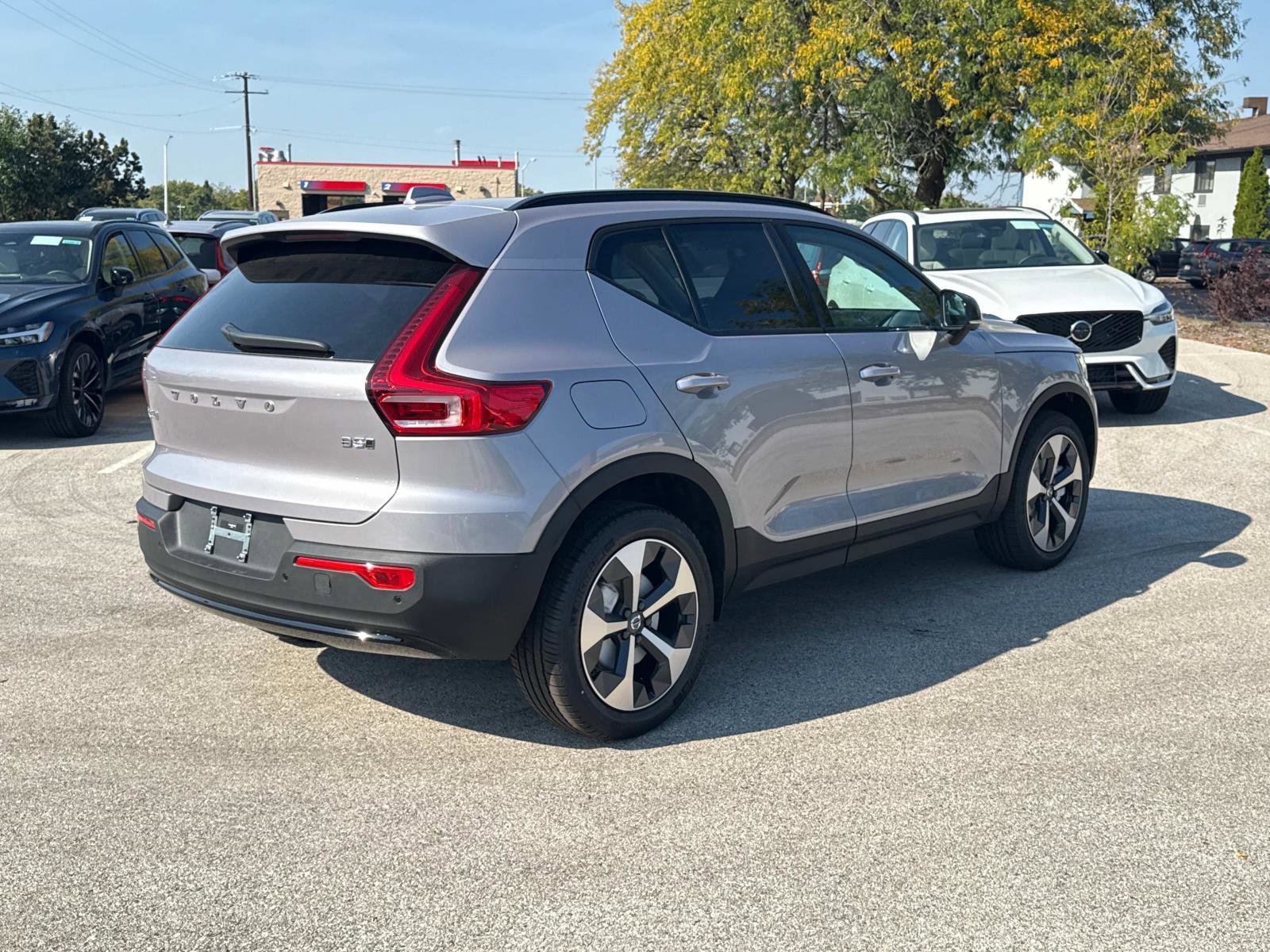 New 2026 Volvo XC40 B5 Plus w/ Climate Package AWD/4WD image 5