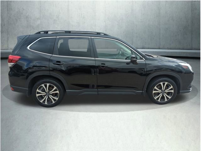 Used 2023 Subaru Forester Limited image 7