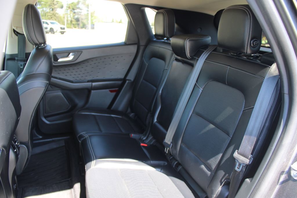 Used 2020 Ford Escape SEL FWD image 25