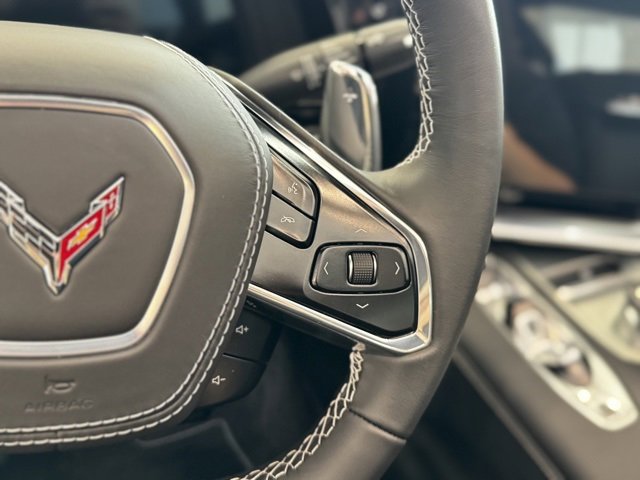 Used 2025 Chevrolet Corvette Stingray Coupe w/ 1LT image 19