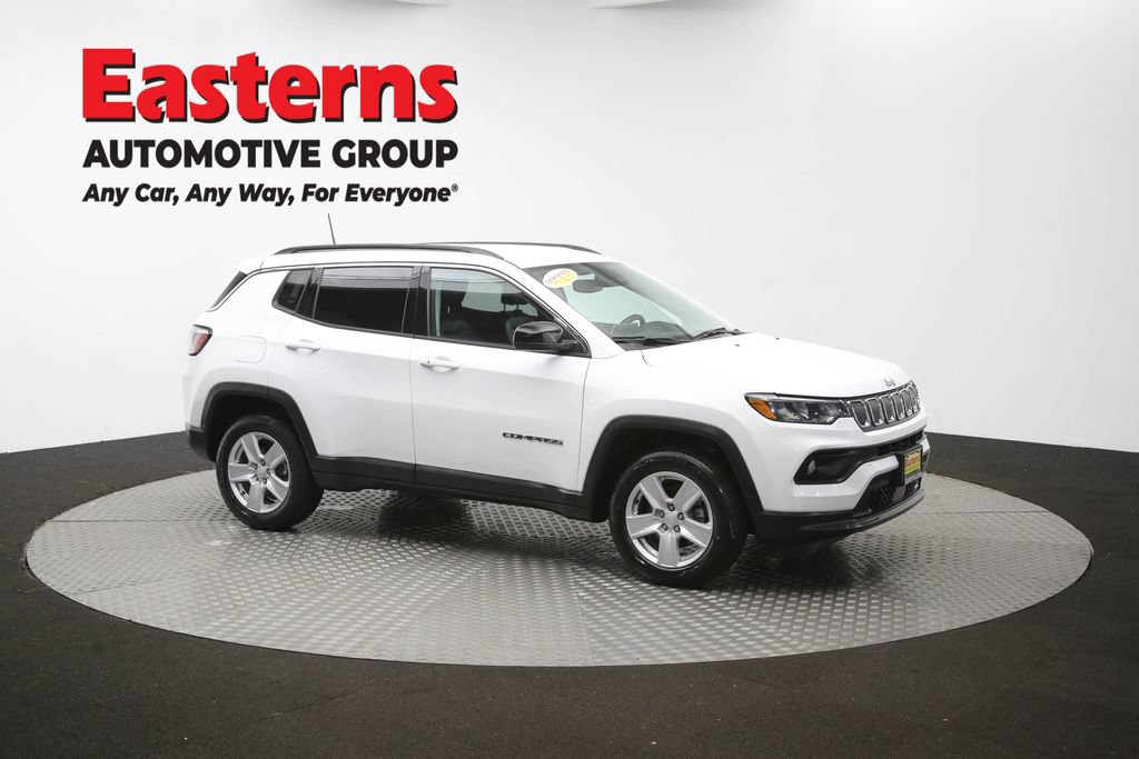 Used 2022 Jeep Compass Latitude w/ Convenience Group AWD/4WD image 47