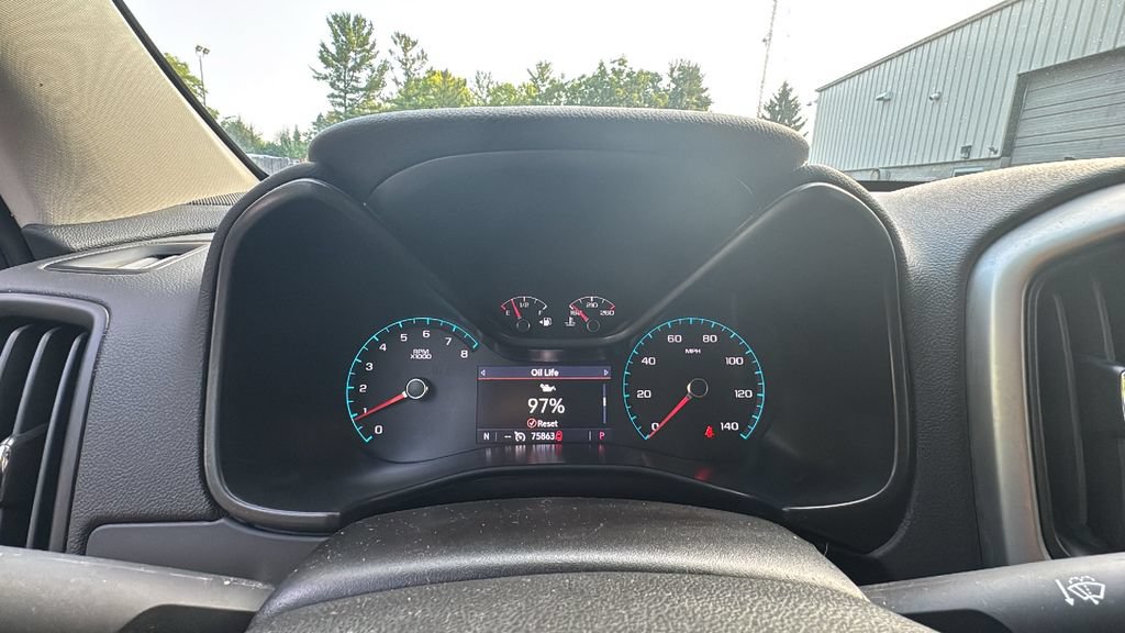 Used 2020 Chevrolet Colorado LT AWD/4WD image 16