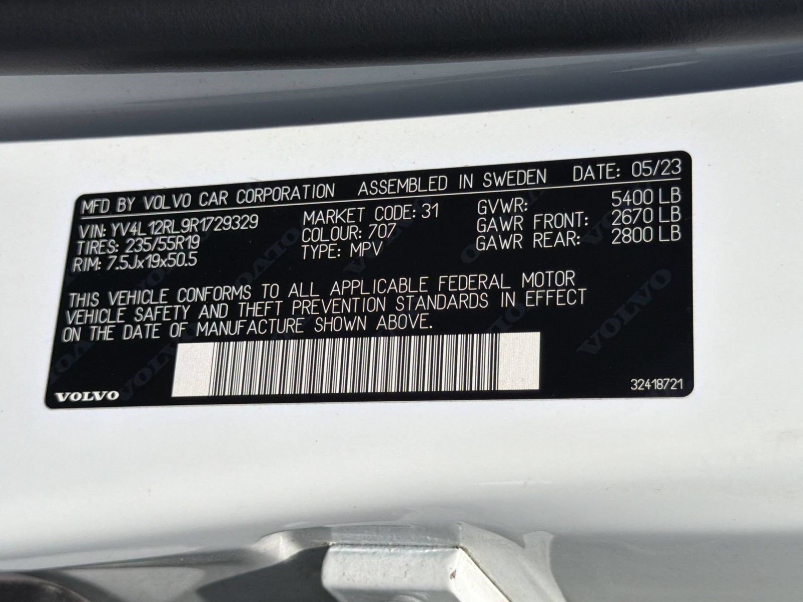 Certified 2024 Volvo XC60 B5 Plus w/ Protection Package Premier AWD/4WD image 25