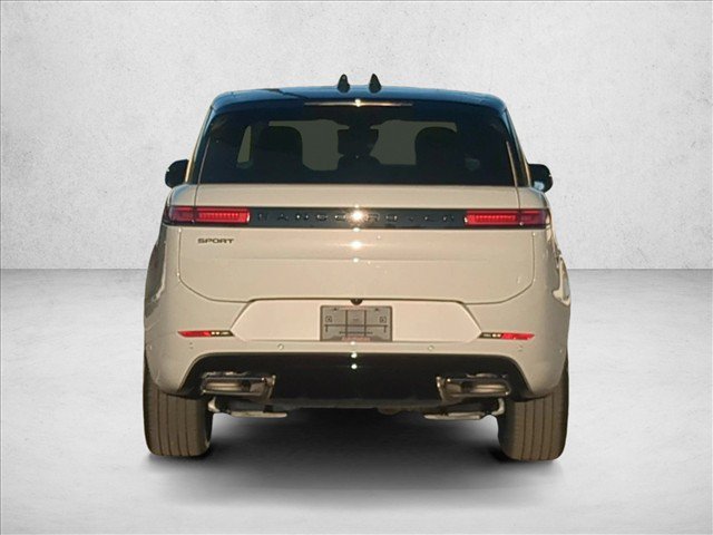 New 2027 Land Rover Range Rover Sport Dynamic SE AWD/4WD image 5