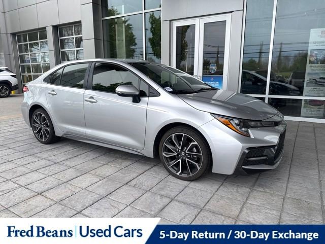Certified 2022 Toyota Corolla SE FWD image 2
