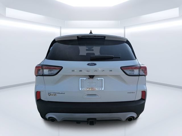 Used 2021 Ford Escape Titanium w/ Class II Trailer Tow Package AWD/4WD image 4