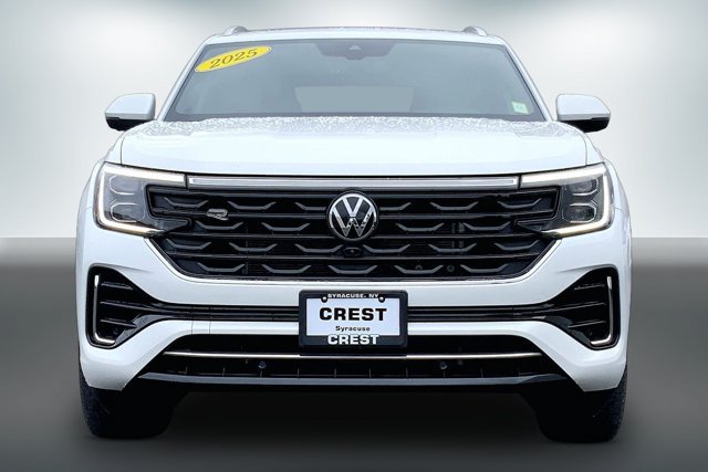 Used 2025 Volkswagen Atlas Cross Sport SEL Premium R-Line AWD/4WD image 2
