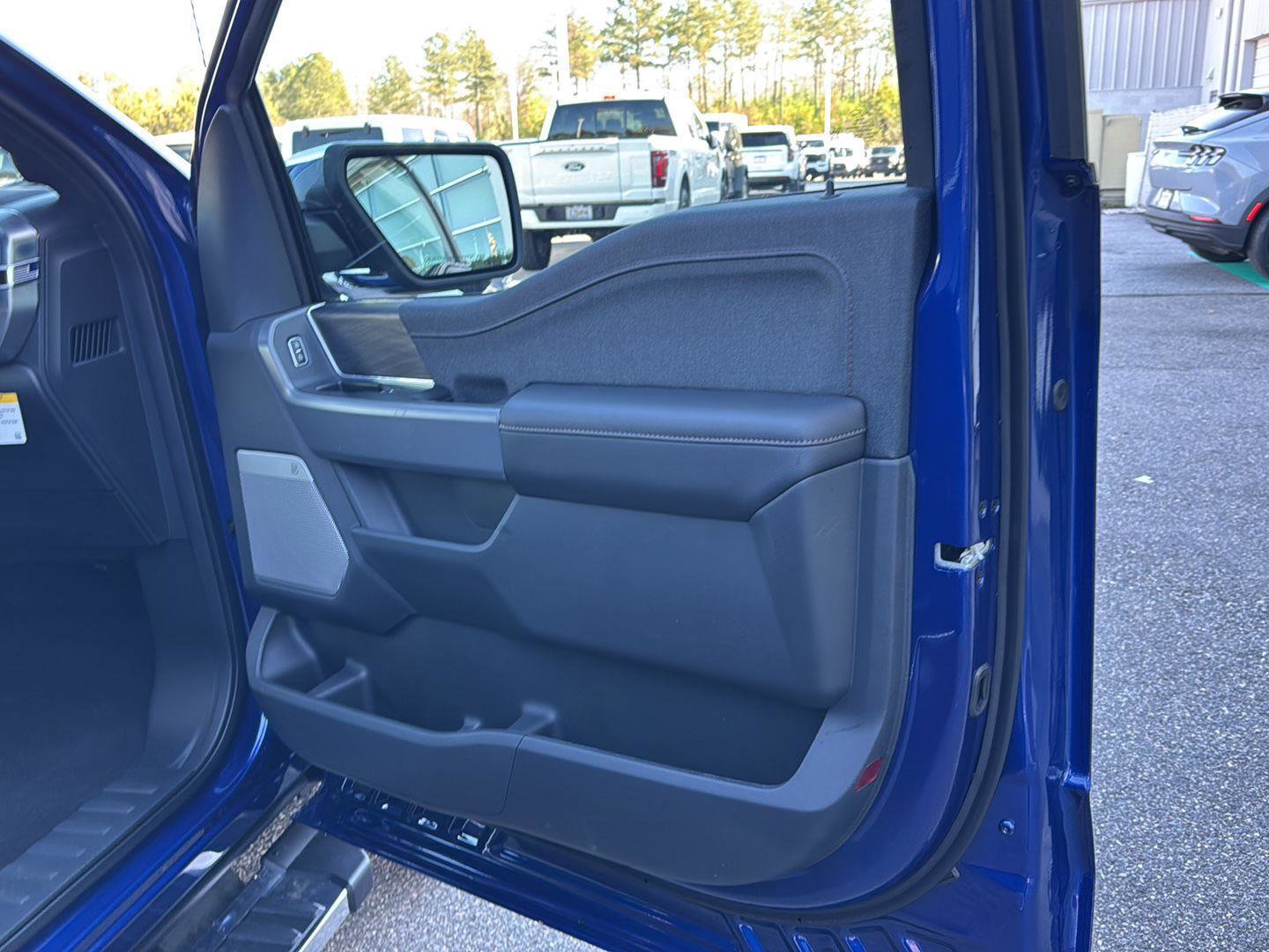 New 2026 Ford F150 Lariat w/ Equipment Group 502A High image 17