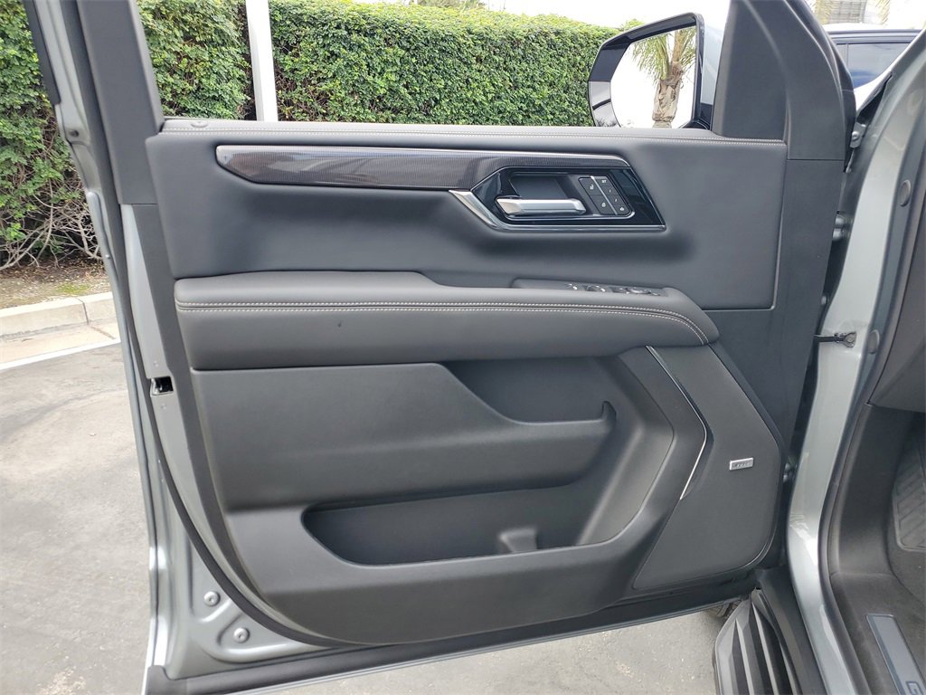 New 2026 GMC Yukon Elevation w/ Elevation Premium Package image 13